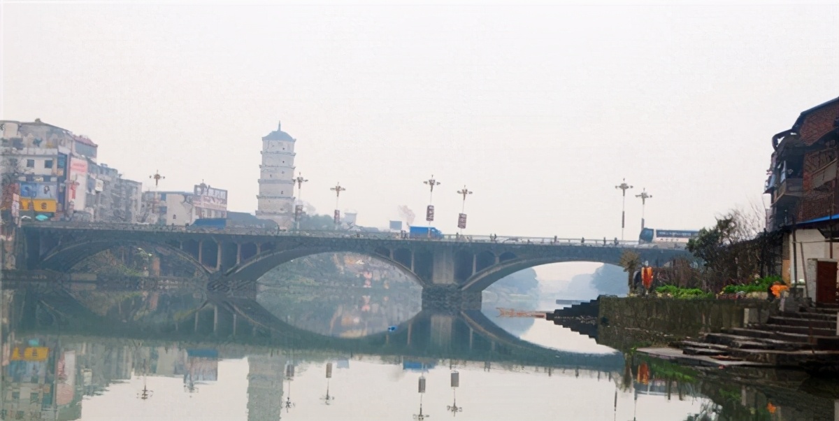 只有两个桥墩的大桥建造全过程,中国第1座大桥的设计者