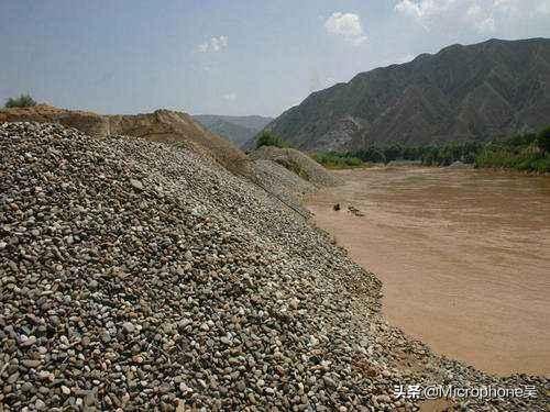 长江江底有种宝贝，需要特殊工具来提取，专家说：这种生意不能做
