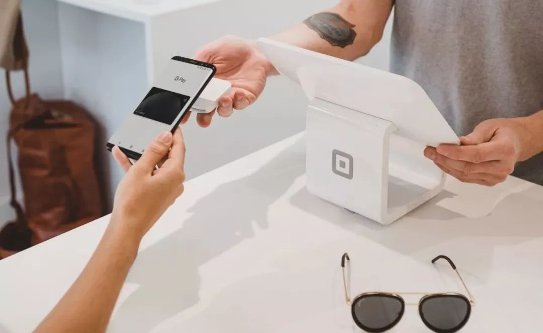 适应了大城市的节奏,适应了大城市的生活