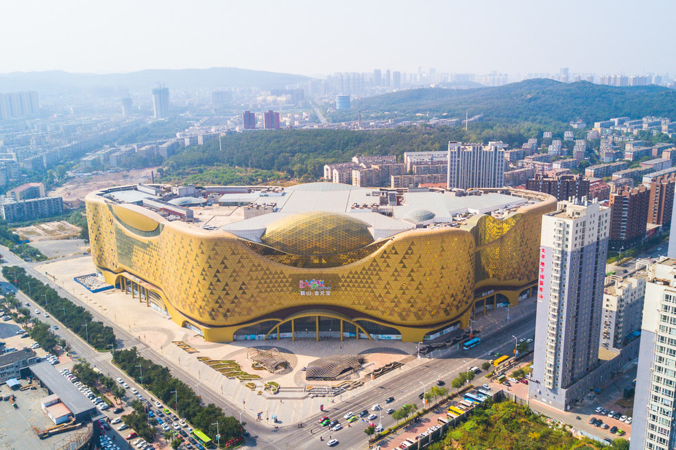 杈藉畞鑰楄祫13浜垮缓澶у瀷鍟嗗満,杈藉畞鎶曡祫30浜跨殑宸ョ▼