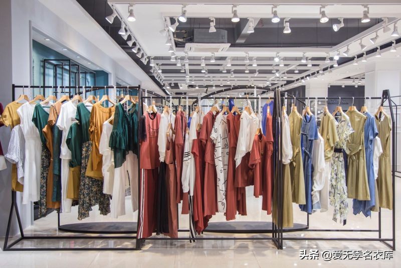 品牌女装拿货注意事项,如何做好品牌女装批发