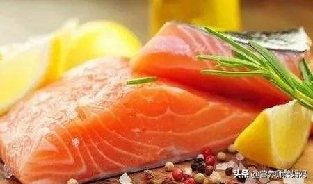 孕期多吃鱼可以补充dha,宝宝每天吃鱼比较好还是直接吃dha