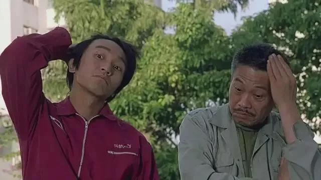 周星驰吊唁吴孟达现场完整,周星驰送别吴孟达视频全程