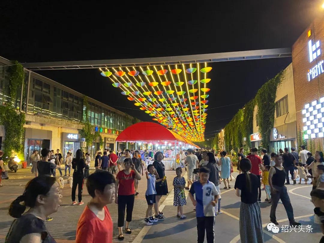 绍兴越城最热闹的夜市街道,绍兴夜市烟火气