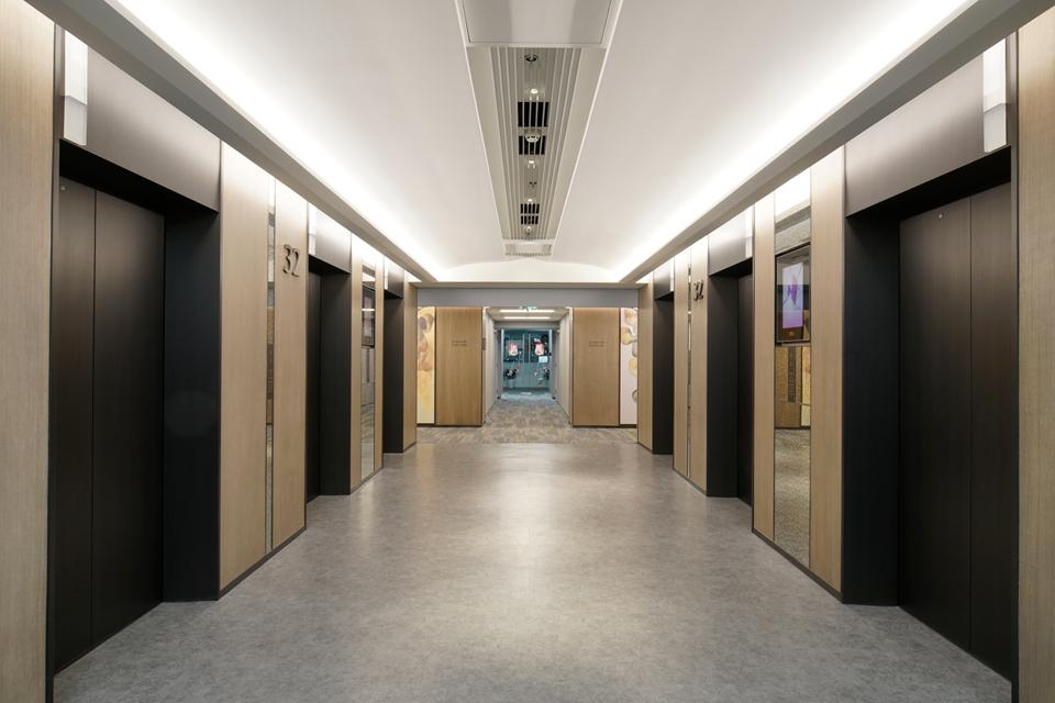 京广中心|五星级酒店服务传说中的精英职场