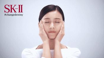 油皮吃土也要配齐的化妆品,油皮妹子用保湿水吗