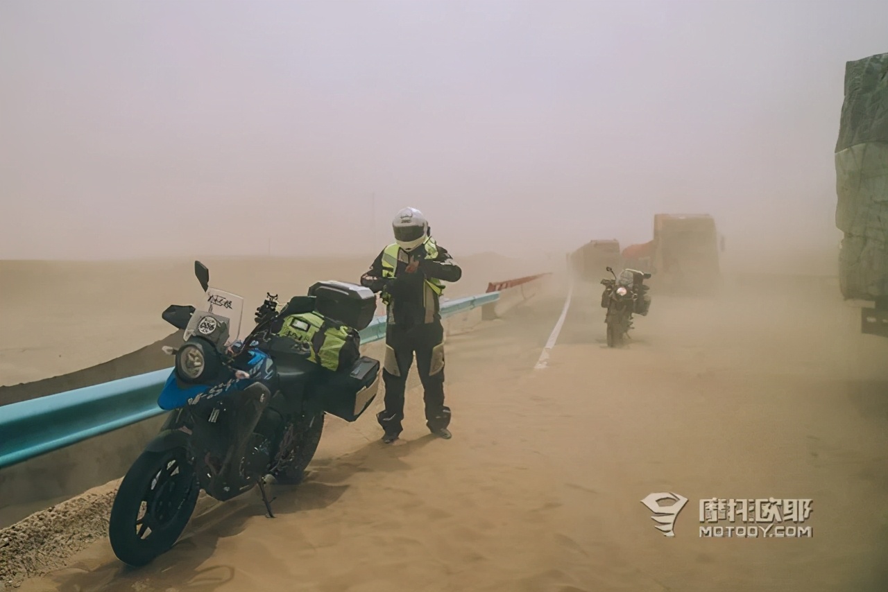 为什么说豪爵铃木DL250是入门级探险旅行车的佳选