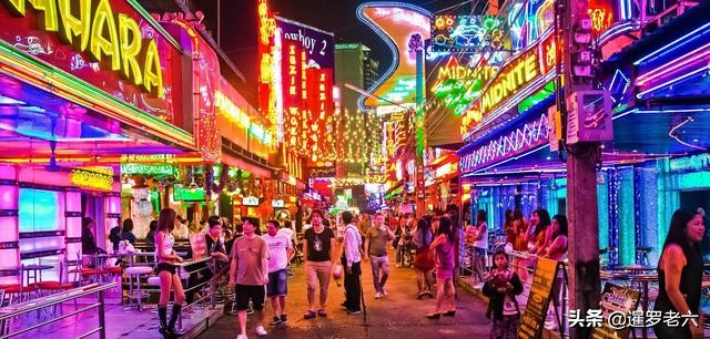 曼谷娜娜酒吧街哪家店比较好,曼谷酒吧街在哪个区