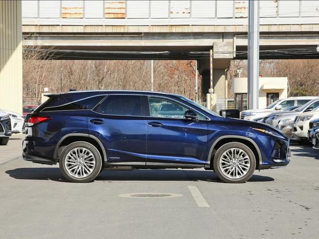 雷克萨斯rx这个车值得买吗,雷克萨斯RX质量怎样