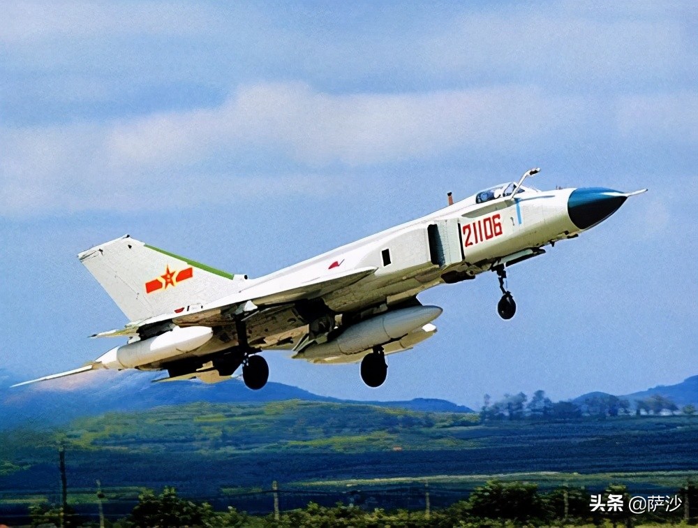 中国引进歼11战机的漫长过程：歼11家族是解放军空军的顶梁柱