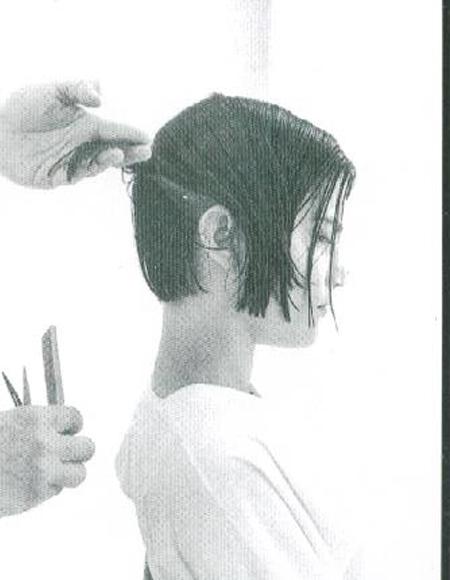 沙宣头短发流行发型剪发教程,沙宣短发发型剪发教程