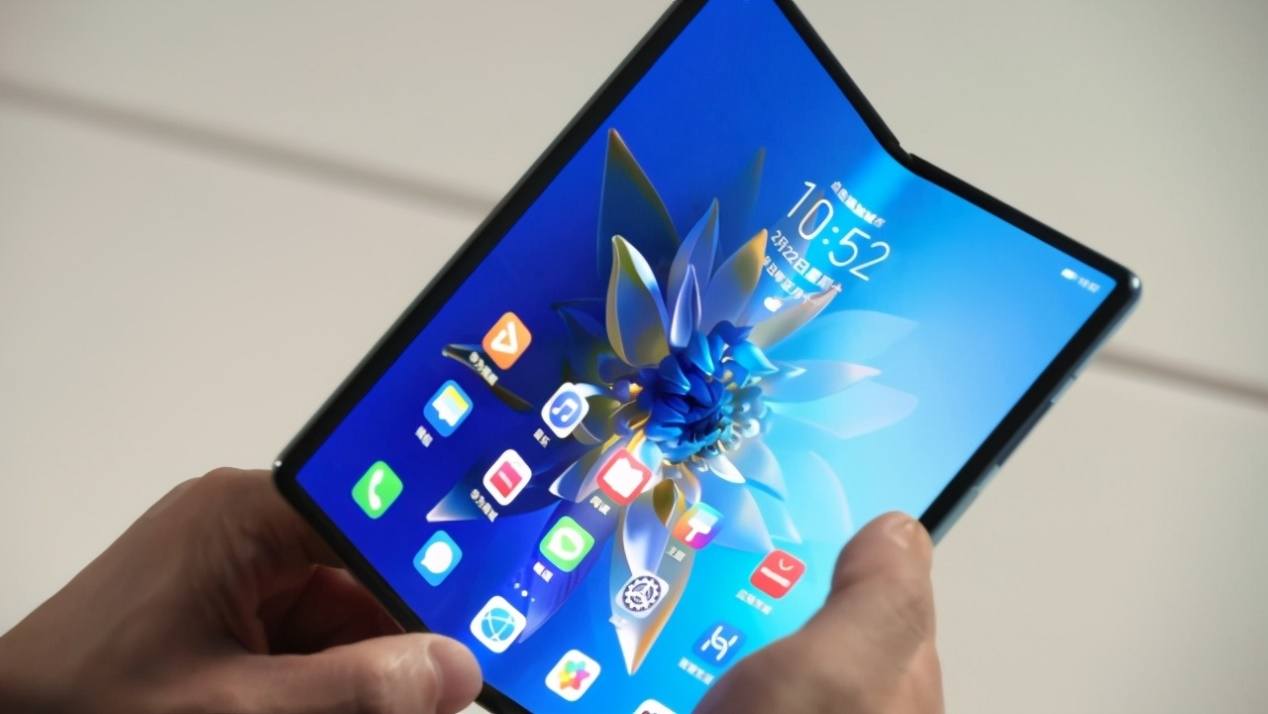 三星折叠屏zflip3和华为对比,华为折叠手机pocket对比三星