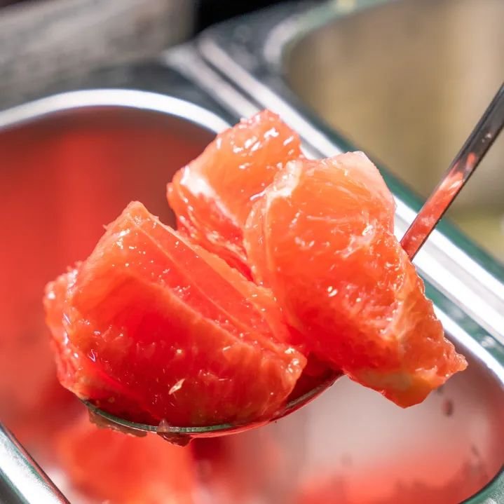 体育西「咖啡研究所」，竟对老广的菠萝啤下手了