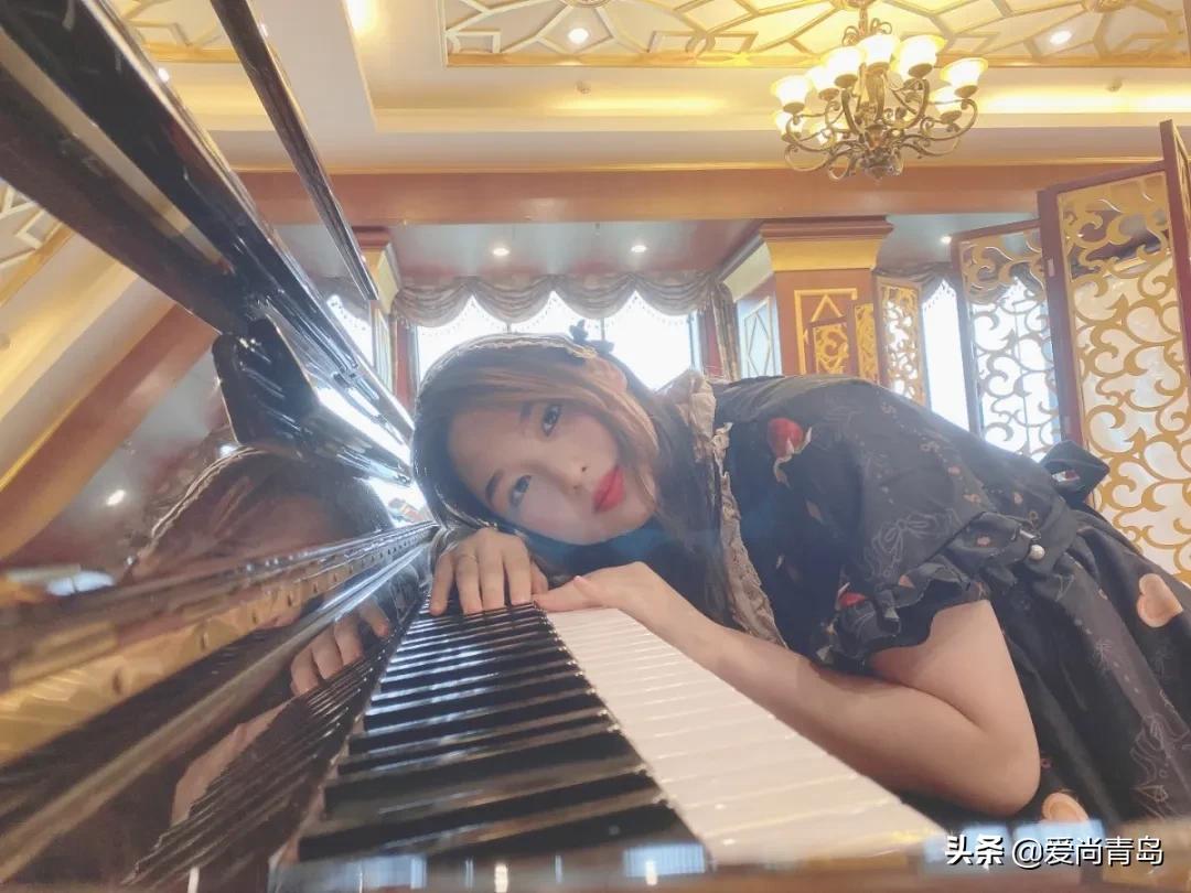 您被“拍了拍”!快来这个新开的“主题换装馆”,体验百变造型