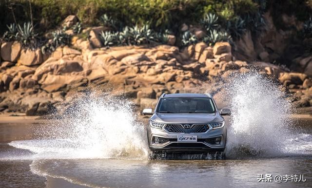 抢先试驾东南dx7,东南dx7星跃顶配