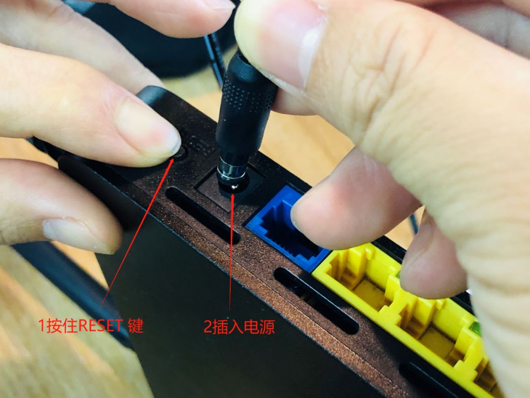 小白也能刷,newifi3路由器刷入*毛老**子固件教程