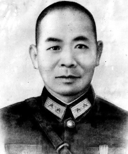 一落魄台籍老农回乡,中组部严肃调查:恢复*党**籍,享受干部待遇