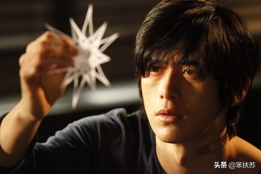 白夜行逻辑漏洞,白夜行所有的疑点