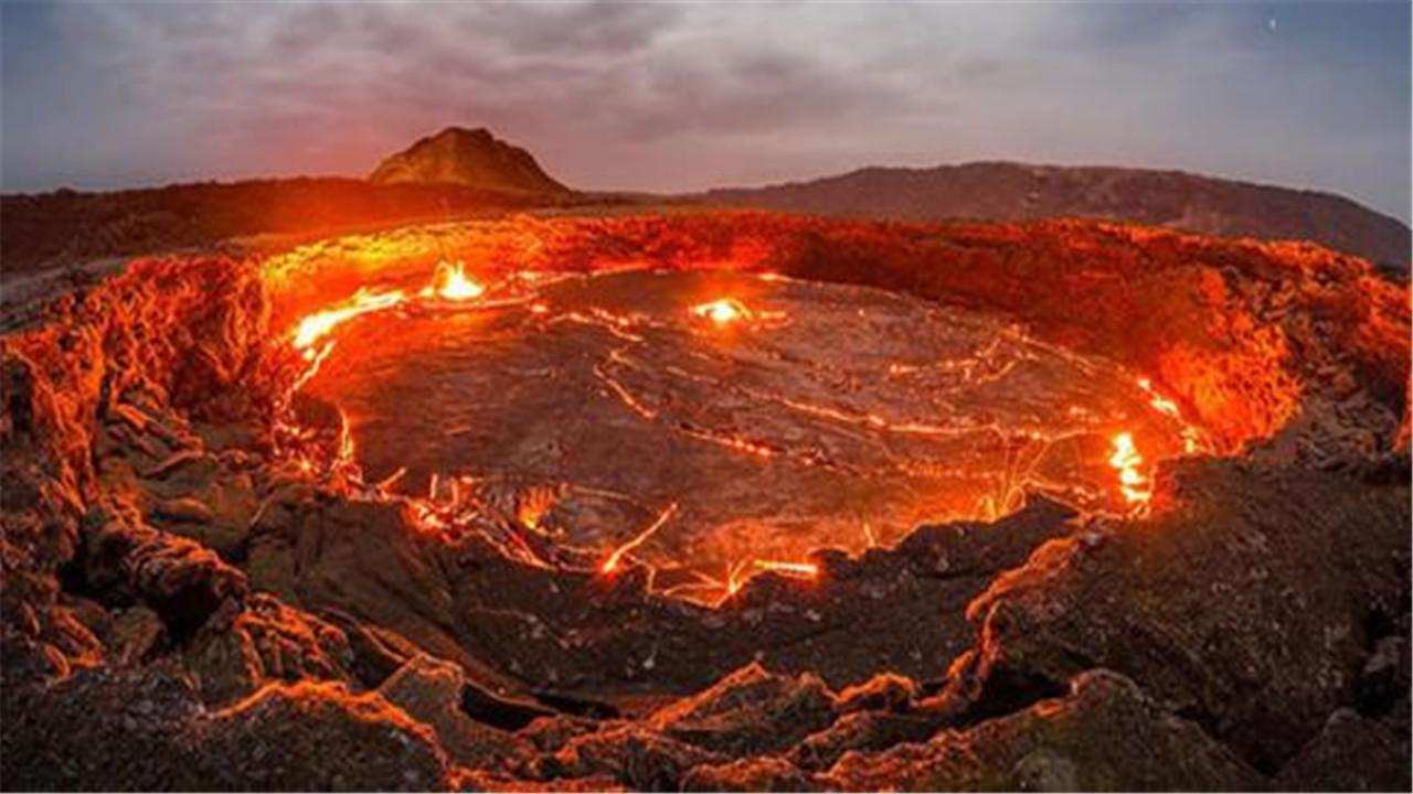 塔里木盆地石油储量10000米地下吗,塔里木盆地石油储量