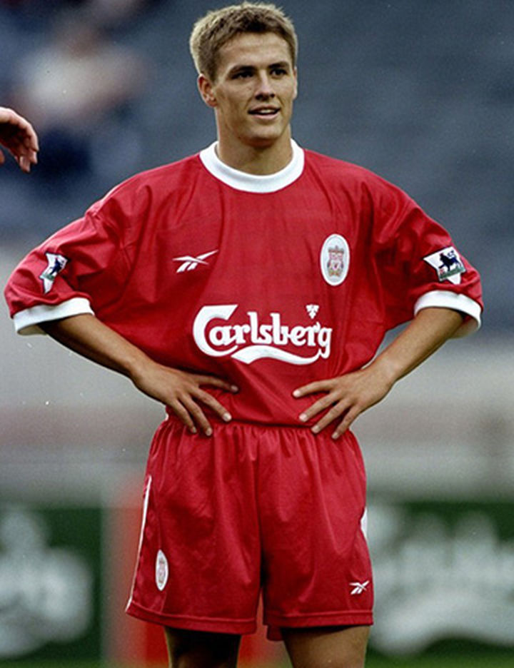 足坛退役最晚的人,足坛现役老将球员排名前十