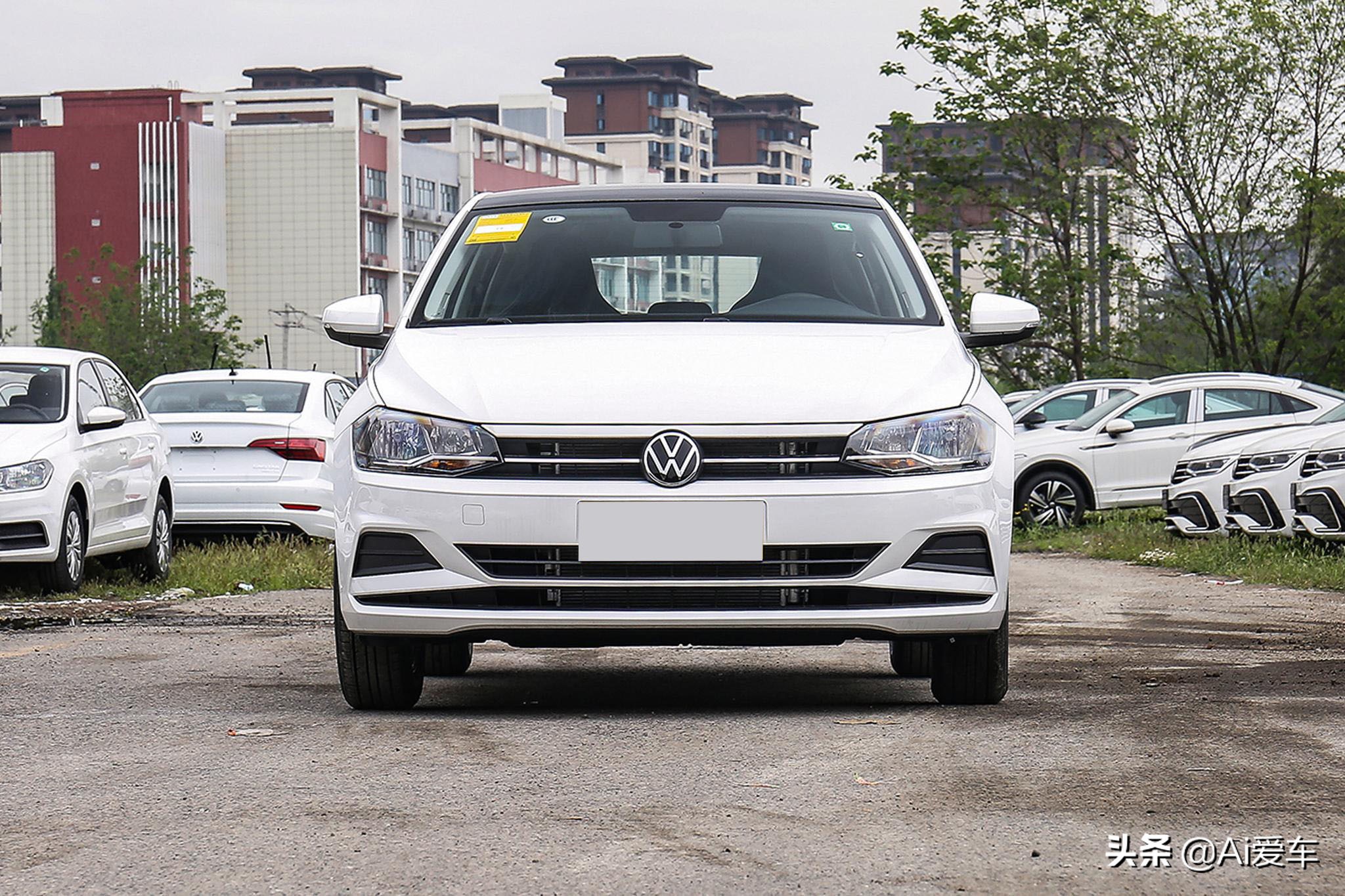 最新款大众polo值得买吗,省油代步车德系车