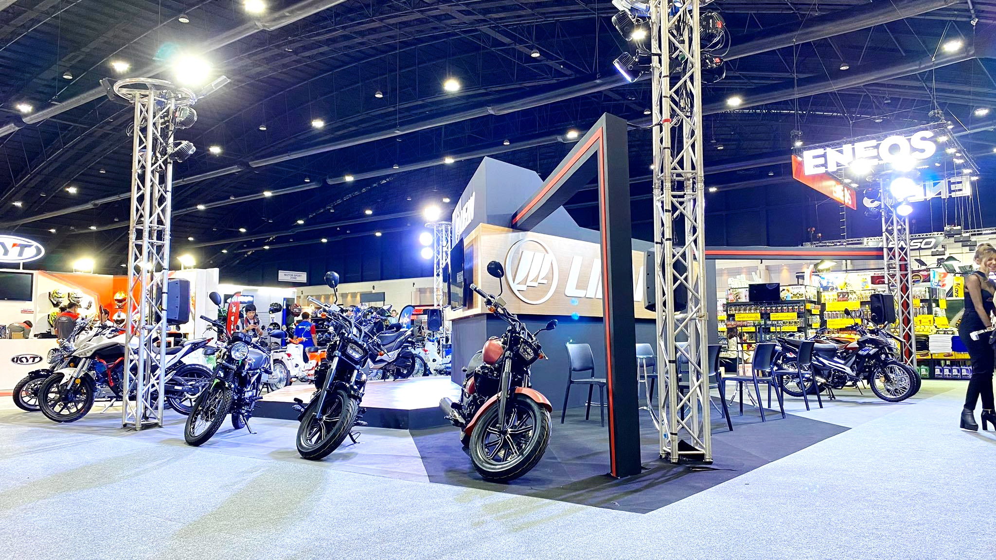 力帆在泰国展示全新的KPV150越野踏板