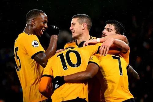 狼队或签下科斯塔,狼队会签约中国球员