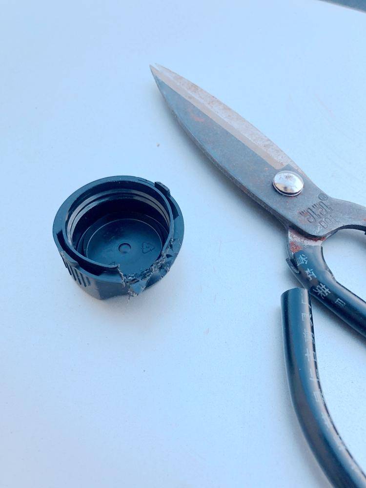 力魔和hks发动机清洗剂对比,力魔发动机内部清洗剂怎么使用