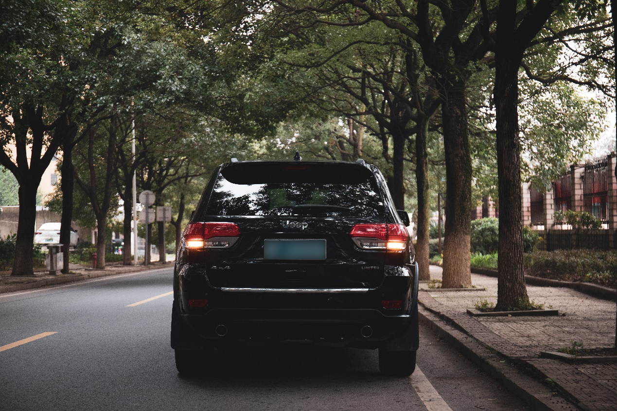 享受被围观的待遇！咱大切才是真男人座驾！