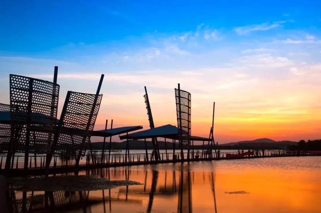 它，在“最无锡”的地方，造了一个梦