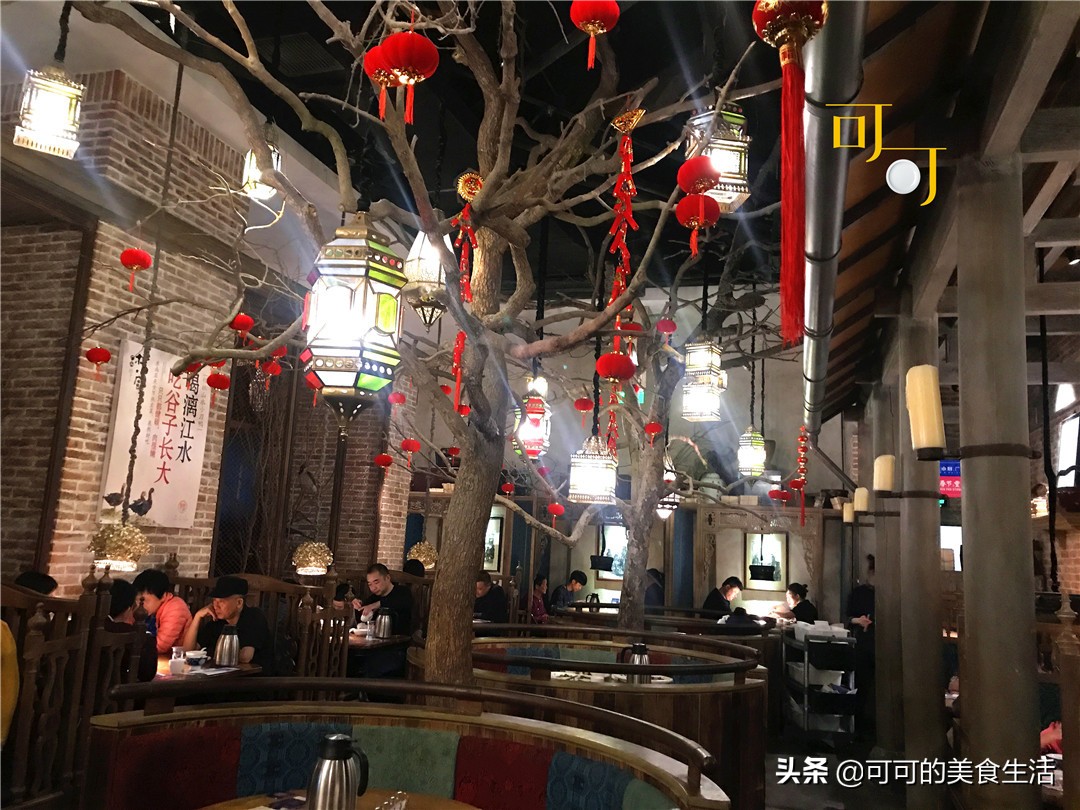 可可春节广西之旅:桂小厨里吃桂菜,4个人284元,最爱柠檬鸭