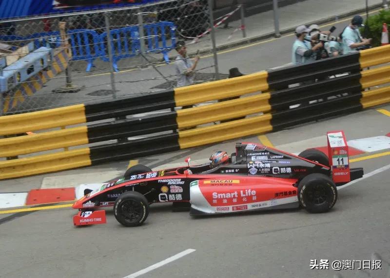 大赛车全部视频,大赛车比赛一个小时视频