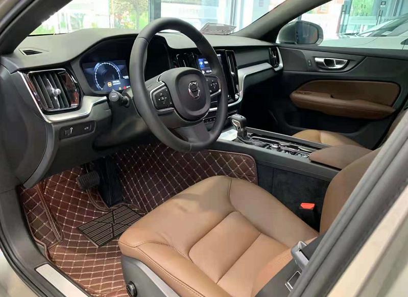 全新沃尔沃s60最新降价20万,体验沃尔沃Xc60T8