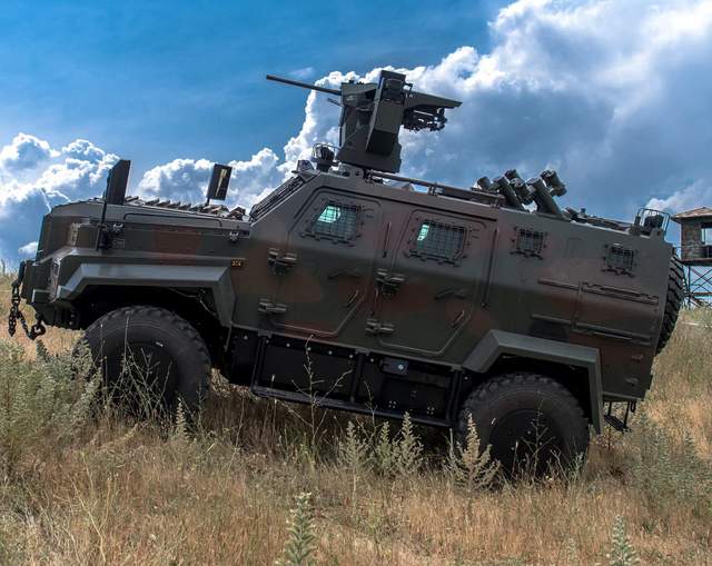 最好的军用越野车十大排名,十大最牛军用越野车排名榜