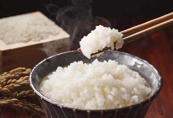 吃不完的剩饭会不会长麻子,自己碗里的米饭要吃干净吗