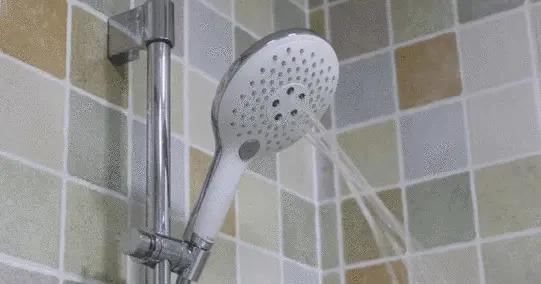 水压小增压花洒过滤,洗澡改用喷淋花洒节水