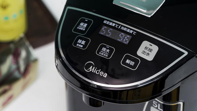 美的电热水瓶电水壶功耗测评,美的电热水瓶净水功能