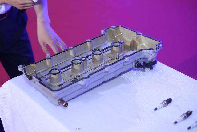 众泰汽车t700讲解,众泰t700发动机内部详细图片