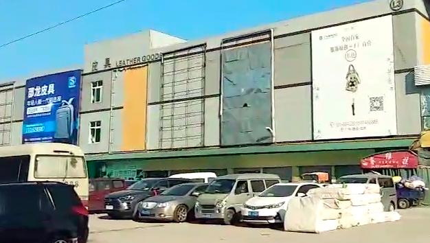 大牌尾货包包在哪拿货,尾货包包几元一个