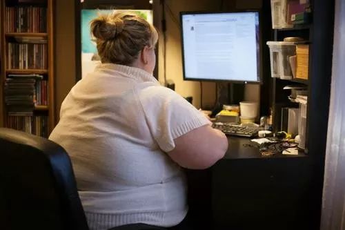 白领久坐危害大,最简单的解决方案