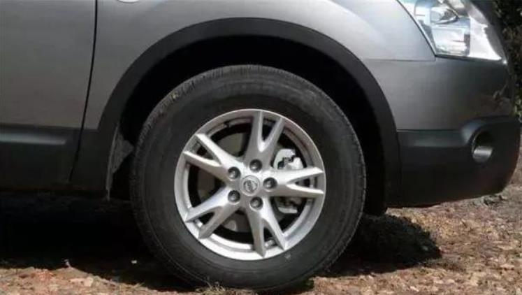 薄轮胎和厚轮胎的区别,薄胎与厚胎有什么区别