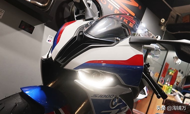 最新款宝马s1000rr沉浸式体验,宝马s1000rr新款跟老款选择