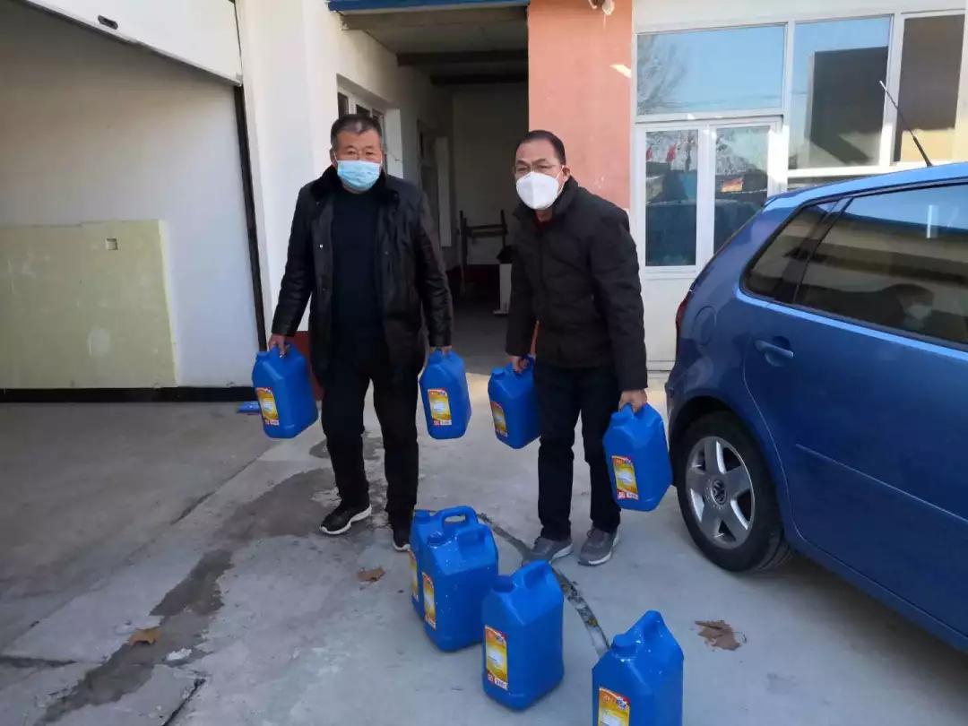 众志成城抗击疫情爱心捐赠暖人心,同舟共济抗疫情爱心捐助暖人心