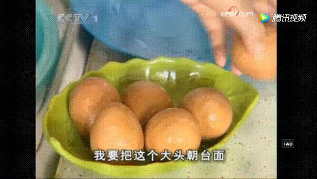 5秒剥鸡蛋的正确方法,鸡蛋剥皮的做法视频