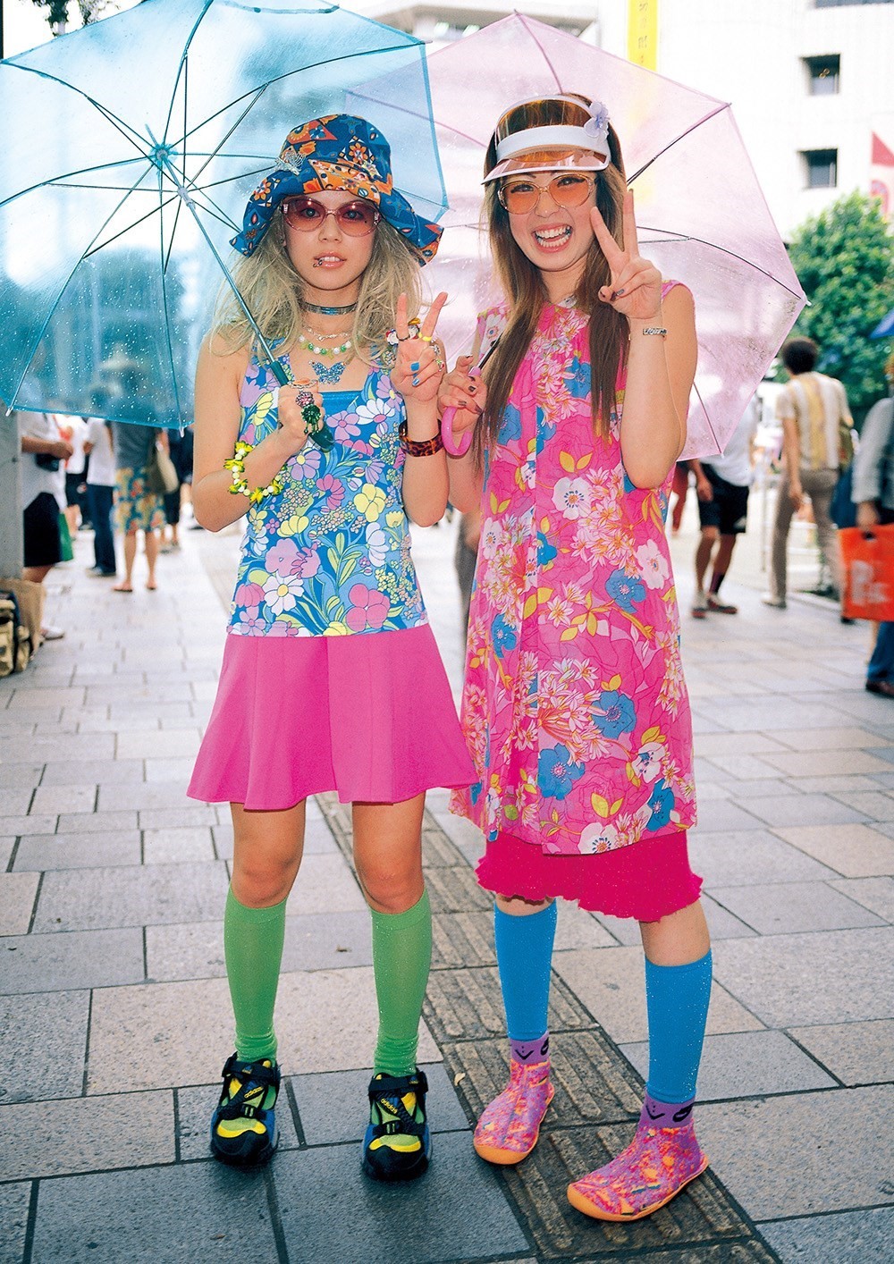 亚洲传奇街拍,青木摄影夜景街拍花絮