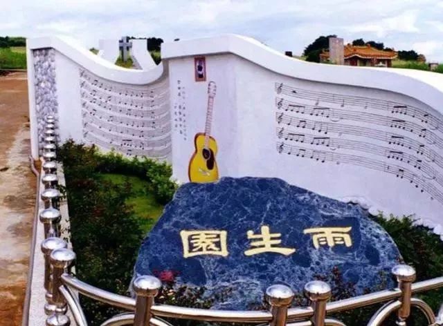 《大海》原唱张雨生:妹妹溺水去世,自己车祸身亡,父亲癌症去世