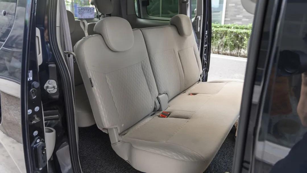 二手日产NV200:有范儿又能干!全能型JDM“厢式货车”