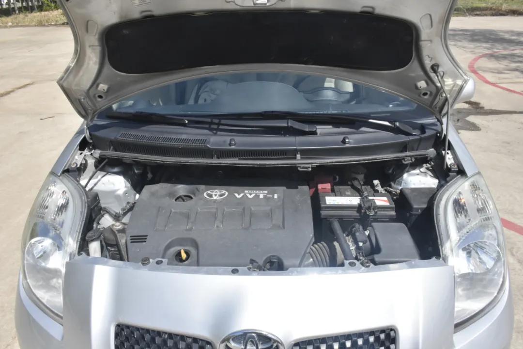 雅力士飞度3万左右,玛驰和雅力士和飞度