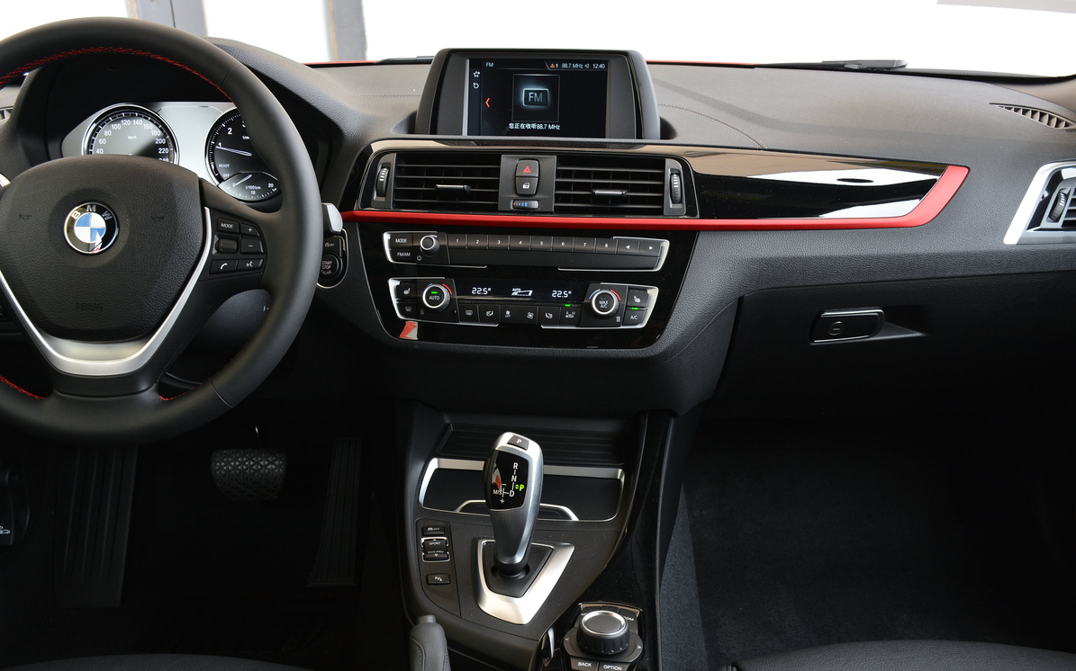 宝马最新四座硬顶敞篷跑车,宝马最值得购买的轿跑车型