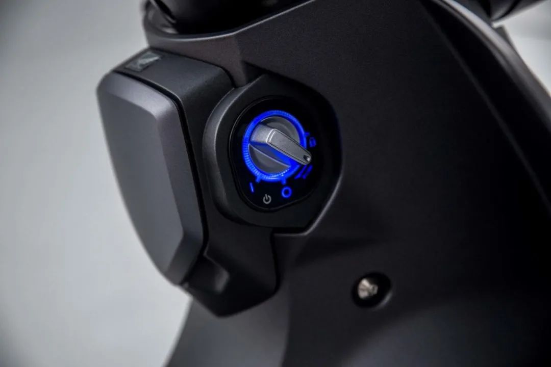 本田2022款超级幼兽c125简评,2023款本田supercub125